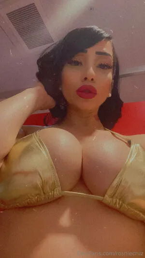 Roshiecruz OnlyFans Leaked Free Thumbnail Picture - #QfAMRpPDNn