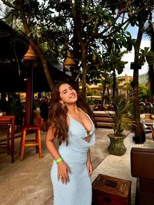 Roshni Walia OnlyFans Leaked Free Thumbnail Picture - #FD3yDhjP01