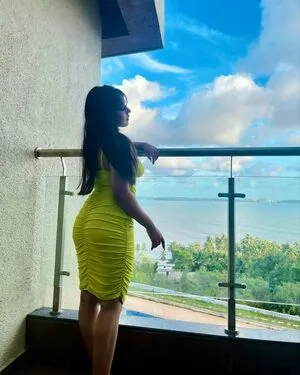 Roshni Walia OnlyFans Leaked Free Thumbnail Picture - #KOjG2RUpud
