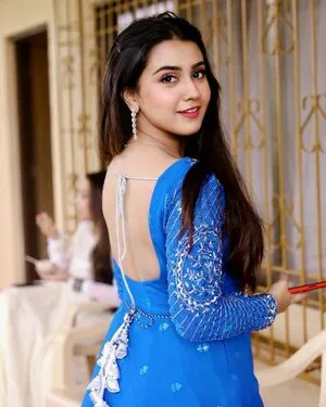 Roshni Walia OnlyFans Leaked Free Thumbnail Picture - #YY8hPFd73l