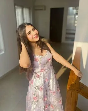 Roshni Walia OnlyFans Leaked Free Thumbnail Picture - #aWEQWq6pkm