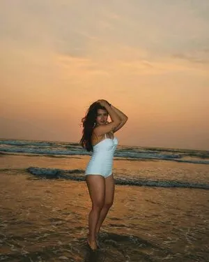 Roshni Walia OnlyFans Leaked Free Thumbnail Picture - #rXNrN2Lckk