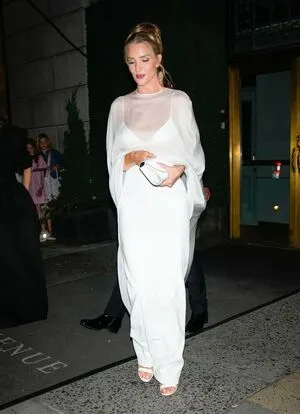 Rosie Huntington-Whiteley OnlyFans Leaked Free Thumbnail Picture - #3BY8WZ3ciC