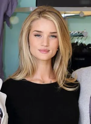 Rosie Huntington-Whiteley OnlyFans Leaked Free Thumbnail Picture - #5NeKrtt1Rr