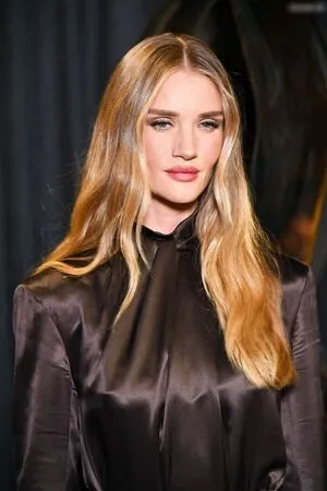 Rosie Huntington-Whiteley OnlyFans Leaked Free Thumbnail Picture - #5zYlM0Xq1o