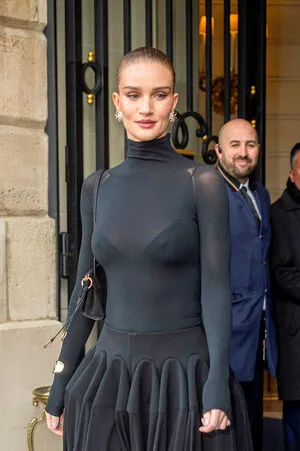 Rosie Huntington-Whiteley OnlyFans Leaked Free Thumbnail Picture - #6WF3M6LitI