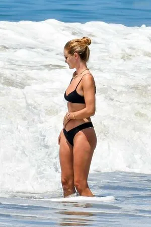 Rosie Huntington-Whiteley OnlyFans Leaked Free Thumbnail Picture - #C2U11gd0IQ