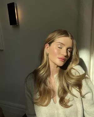 Rosie Huntington-Whiteley OnlyFans Leaked Free Thumbnail Picture - #LhmZAoQ7H5