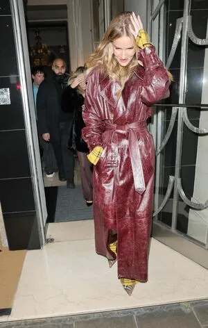 Rosie Huntington-Whiteley OnlyFans Leaked Free Thumbnail Picture - #QvIMuiuEU9