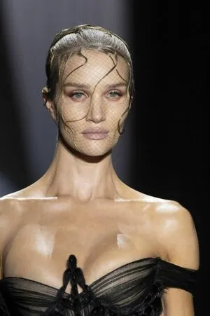 Rosie Huntington-Whiteley OnlyFans Leaked Free Thumbnail Picture - #W2Elb9gJCB