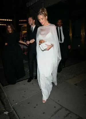 Rosie Huntington-Whiteley OnlyFans Leaked Free Thumbnail Picture - #WQzxB0CN1V