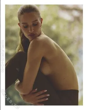 Rosie Huntington-Whiteley OnlyFans Leaked Free Thumbnail Picture - #ZyRq19OBeH
