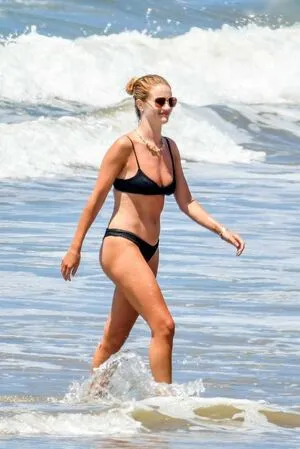 Rosie Huntington-Whiteley OnlyFans Leaked Free Thumbnail Picture - #exeZALL3Ex