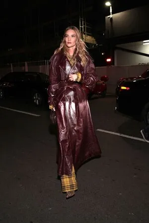 Rosie Huntington-Whiteley OnlyFans Leaked Free Thumbnail Picture - #lXe0lgWWP8