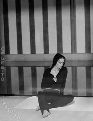 Rosie Huntington-Whiteley OnlyFans Leaked Free Thumbnail Picture - #lrULWnf6xM