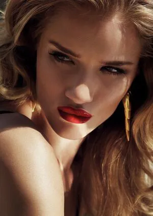 Rosie Huntington-Whiteley OnlyFans Leaked Free Thumbnail Picture - #oAlypjkgim