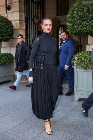 Rosie Huntington-Whiteley OnlyFans Leaked Free Thumbnail Picture - #sKTiADWoJe