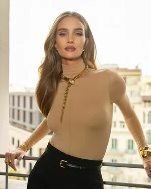 Rosie Huntington-Whiteley OnlyFans Leaked Free Thumbnail Picture - #skKPh7znqB