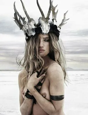 Rosie Huntington-Whiteley OnlyFans Leaked Free Thumbnail Picture - #tdZ5ObGODl