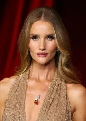 Rosie Huntington-Whiteley OnlyFans Leaked Free Thumbnail Picture - #uAUhRfK140