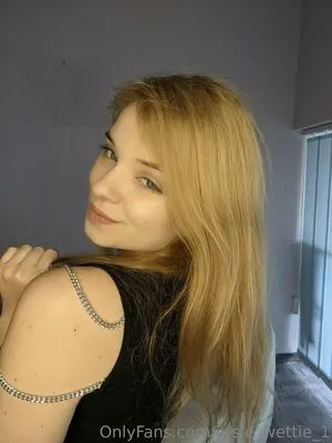 Rosie Wettie OnlyFans Leaked Free Thumbnail Picture - #iZAiI03kDt