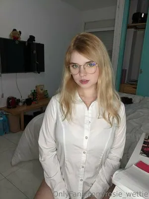 Rosie Wettie OnlyFans Leaked Free Thumbnail Picture - #0Ta0Gx7l8I