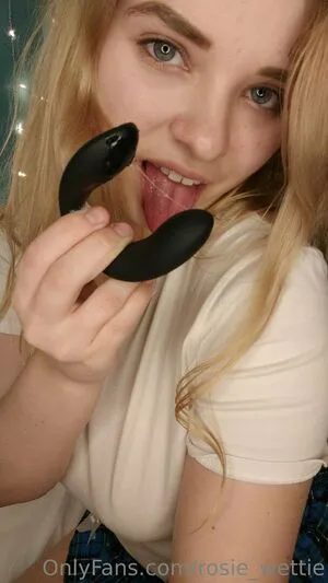 Rosie Wettie OnlyFans Leaked Free Thumbnail Picture - #YKd1RTLuq8