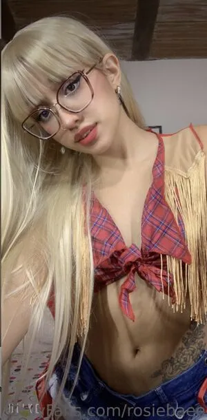 Rosiebaee OnlyFans Leaked Free Thumbnail Picture - #cw4Djhxtvf