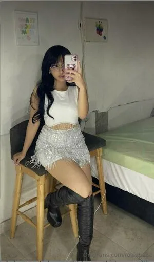 Rosiebaee OnlyFans Leaked Free Thumbnail Picture - #kGf4kNzU0K