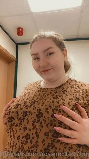 Rosieblossomfree OnlyFans Leaked Free Thumbnail Picture - #RO4Cs0uNdN