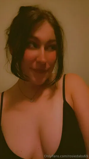 Rosiedabs69 OnlyFans Leaked Free Thumbnail Picture - #RGV239fBA7