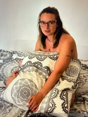 Rosieesunday OnlyFans Leaked Free Thumbnail Picture - #ReDo7T6RCN