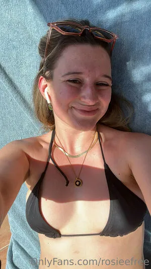 Rosieesunday OnlyFans Leaked Free Thumbnail Picture - #WMhoiiAthJ