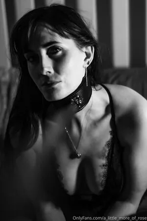 Rosiefinchgirl OnlyFans Leaked Free Thumbnail Picture - #w0CbL0zoCC