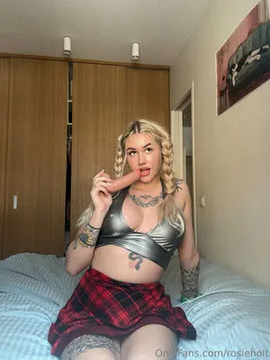 Rosieholt OnlyFans Leaked Free Thumbnail Picture - #FLht3qz99p