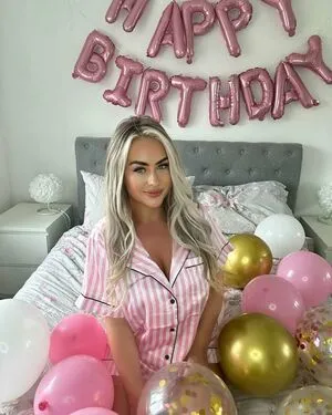 Rosierendallx OnlyFans Leaked Free Thumbnail Picture - #xAMrUuWSD2