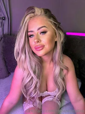 Rosierendallxo OnlyFans Leaked Free Thumbnail Picture - #iqPW9mob8W