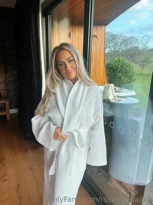 Rosierendallxo OnlyFans Leaked Free Thumbnail Picture - #yWHKG1NoNh