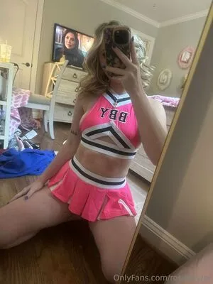 Rosietaylor OnlyFans Leaked Free Thumbnail Picture - #2nWrKsPoNF