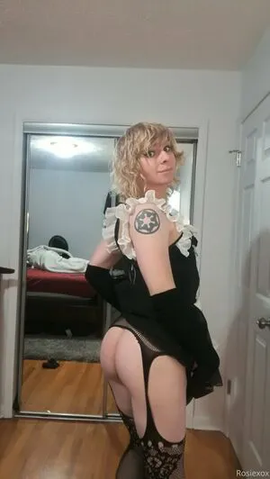 Rosiexox2 OnlyFans Leaked Free Thumbnail Picture - #slaQSdsk7K