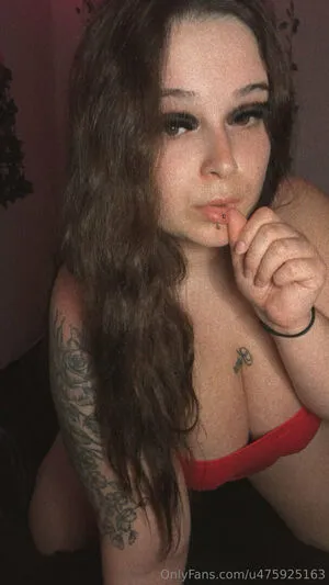 Rosizee OnlyFans Leaked Free Thumbnail Picture - #KHd1GrOFGi