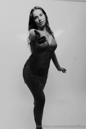 Roslynroseofficial OnlyFans Leaked Free Thumbnail Picture - #OAI2zKyWoE