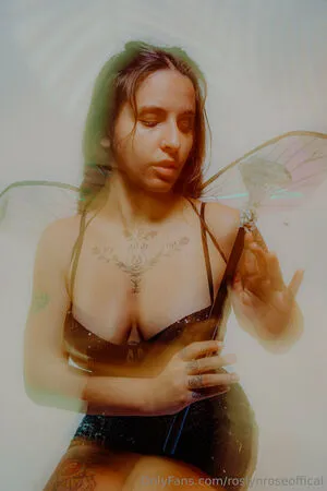 Roslynroseofficial OnlyFans Leaked Free Thumbnail Picture - #YRsyEDZ2OY