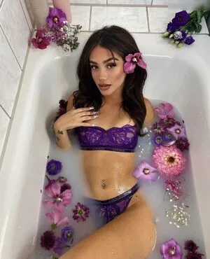 Rossellaml OnlyFans Leaked Free Thumbnail Picture - #DjuFvY1OVA