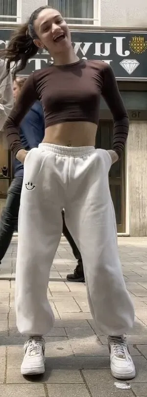 Rossellaml OnlyFans Leaked Free Thumbnail Picture - #IIm32pNVvb