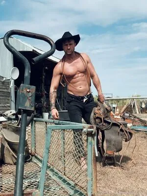Rossilino Free OnlyFans Leaked Free Thumbnail Picture - #9FBl9Df8UQ