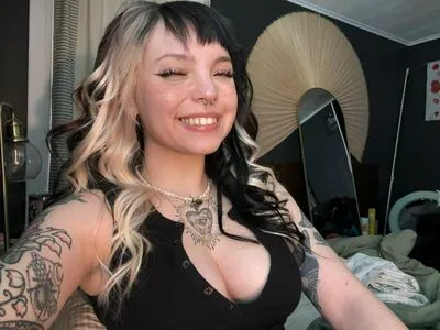 Rottedbrainz OnlyFans Leaked Free Thumbnail Picture - #Pp40rfenYh