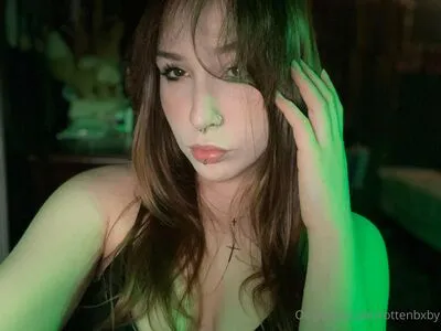 Rottenbxby OnlyFans Leaked Free Thumbnail Picture - #jyT7SDE4mI