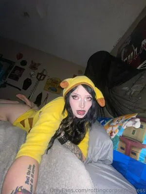 Rottingcorpseprincess OnlyFans Leaked Free Thumbnail Picture - #jjRDMVMMFD