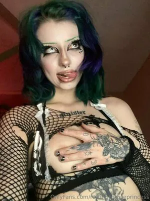 Rottingcorpseprincess OnlyFans Leaked Free Thumbnail Picture - #lB6RD9hxdc